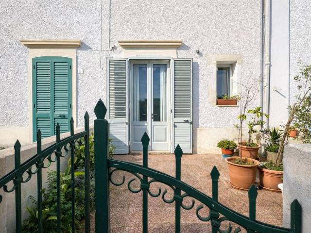 Villa Indipendente in vendita a Puglia, Lecce