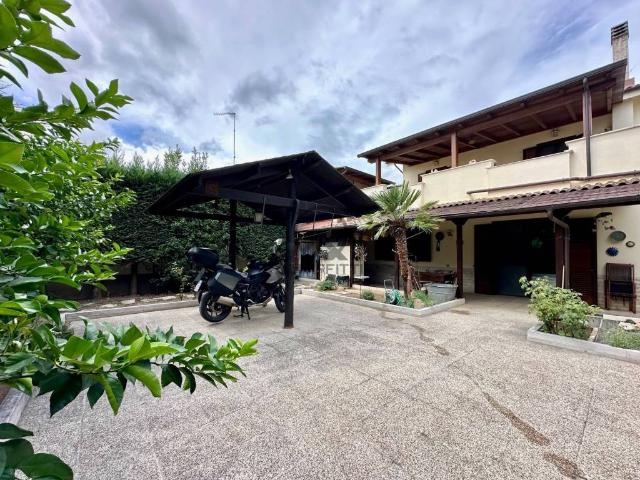 Villa Indipendente in vendita a Puglia, Barletta-andria-trani
