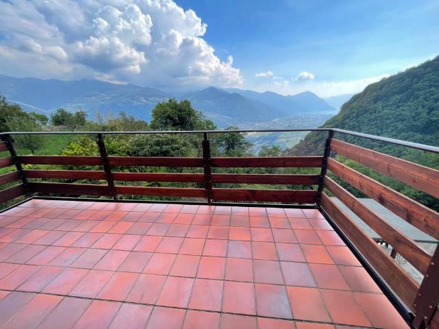 Villa Indipendente in vendita a Comunità montana della valle Camonica, Angolo Terme