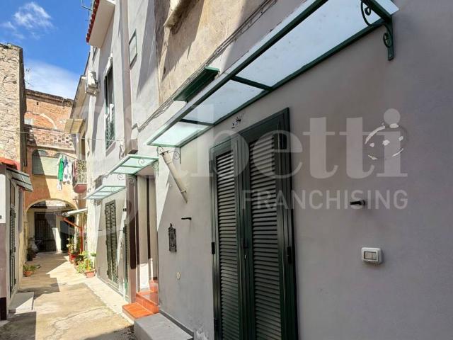 Villa Indipendente in vendita a Angri, Campania
