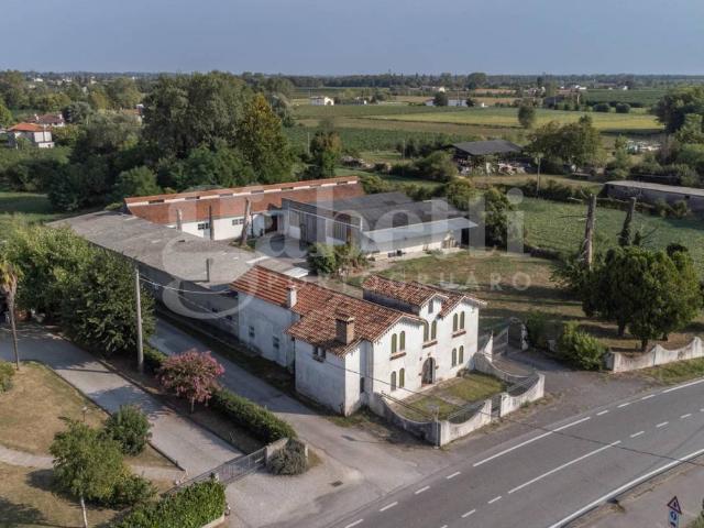 Villa Indipendente in vendita a Annone Veneto, Veneto