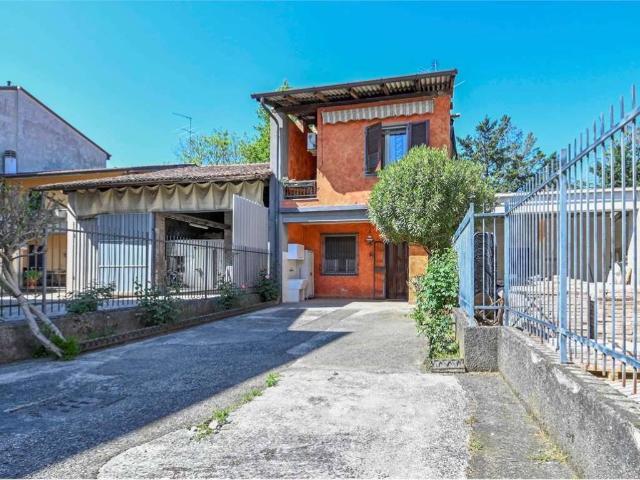 Villa Indipendente in vendita a Antegnate, Lombardia