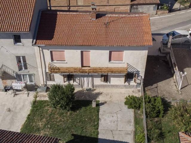Villa Indipendente in vendita a Piemonte, Asti