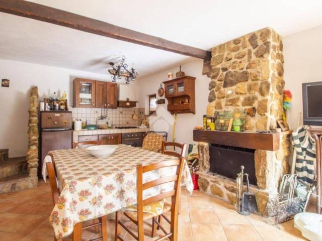 Villa Indipendente in vendita a Antrodoco, Lazio