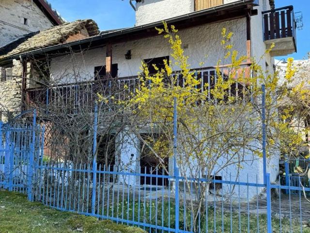 Villa Indipendente in vendita a Bannio Anzino, Piemonte