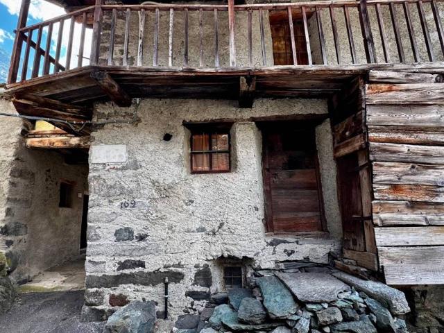 Villa Indipendente in vendita a Antronapiana, Antrona Schieranco