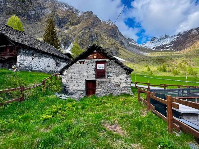 Villa Indipendente in vendita a Piemonte, Verbano-cusio-ossola
