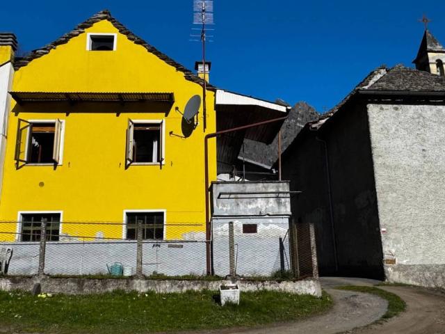 Villa Indipendente in vendita a Antronapiana, Antrona Schieranco