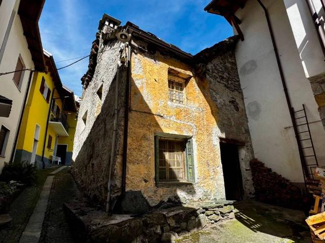 Villa Indipendente in vendita a Antronapiana, Antrona Schieranco