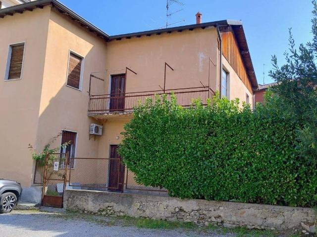 Villa Indipendente in vendita a Anzano Del Parco, Como