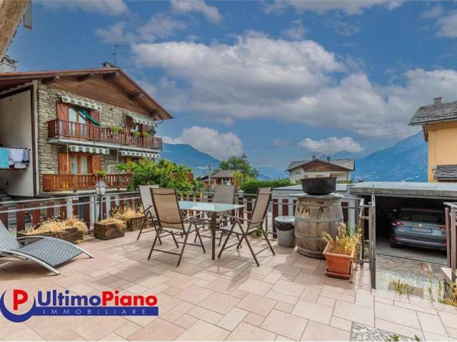 Villa Indipendente in vendita a Aosta