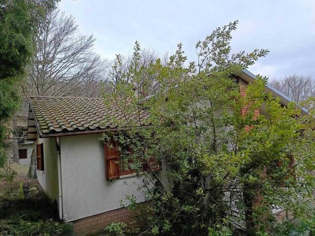 Villa Indipendente in vendita a Marche, Macerata