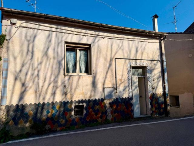Villa Indipendente in vendita a Apollosa, Campania