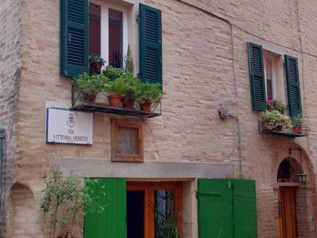 Villa Indipendente in vendita a Marche, Macerata