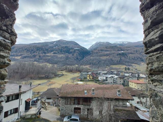 Villa Indipendente in vendita a Comunità montana della valle Camonica, Corteno Golgi