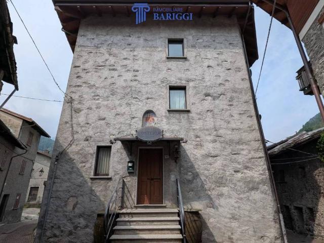 Villa Indipendente in vendita a Santa Maria, Aprica