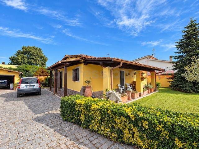 Villa Indipendente in vendita a La Cogna, Aprilia