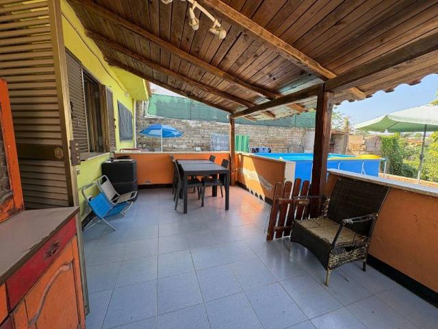 Villa Indipendente in vendita a Aprilia, Lazio