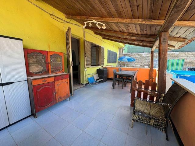 Villa Indipendente in vendita a Aprilia, Lazio
