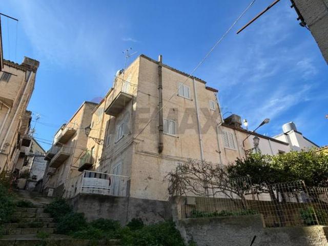 Villa Indipendente in vendita a Aragona, Sicilia