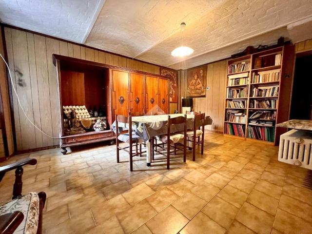 Villa Indipendente in vendita a Piemonte, Asti