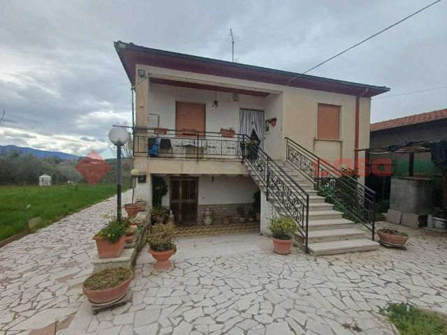 Villa Indipendente in vendita a Arce, Lazio