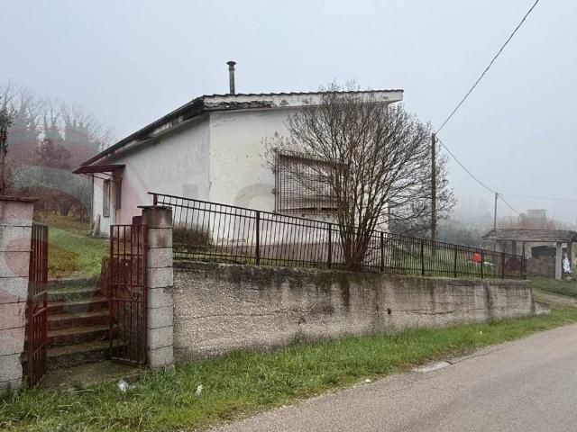 Villa Indipendente in vendita a Arce, Lazio