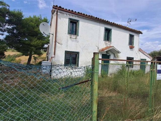 Villa Indipendente in vendita a Arcevia, Ancona