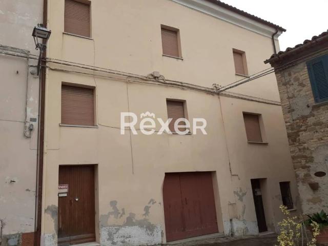 Villa Indipendente in vendita a Nidastore, Arcevia