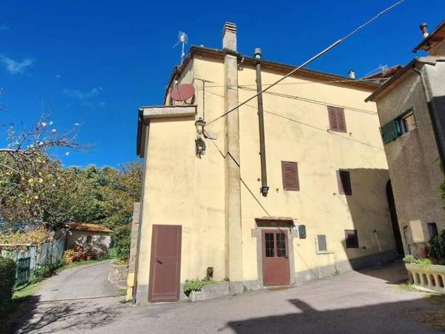 Villa Indipendente in vendita a Unione dei Comuni Montani Amiata Grossetana, Arcidosso