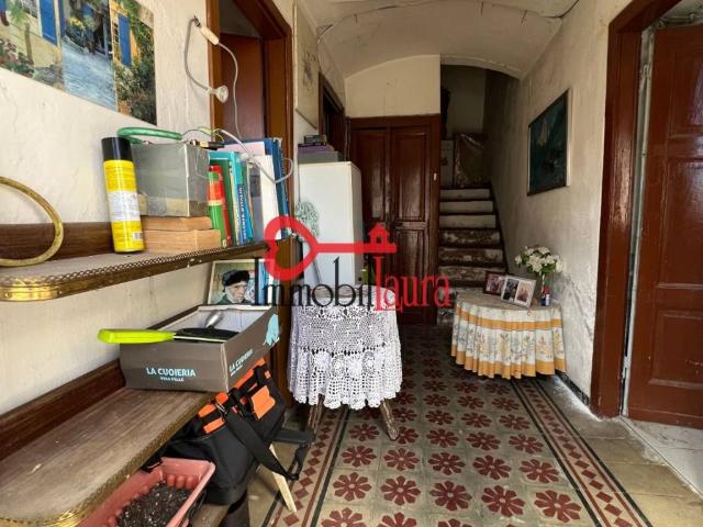 Villa Indipendente in vendita a Comunità Montana del Piambello, Arcisate
