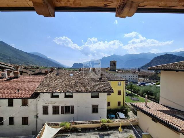 Villa Indipendente in vendita a Comunità Alto Garda e Ledro, Arco