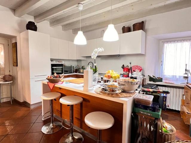 Villa Indipendente in vendita a Comunità Alto Garda e Ledro, Arco