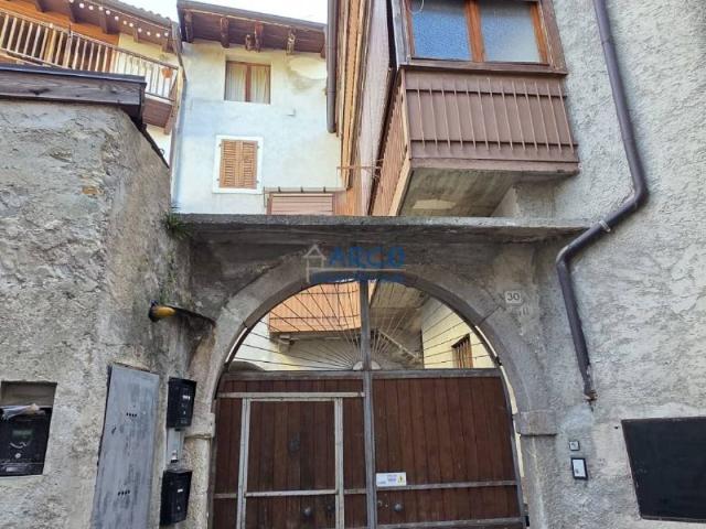 Villa Indipendente in vendita a Comunità Alto Garda e Ledro, Arco