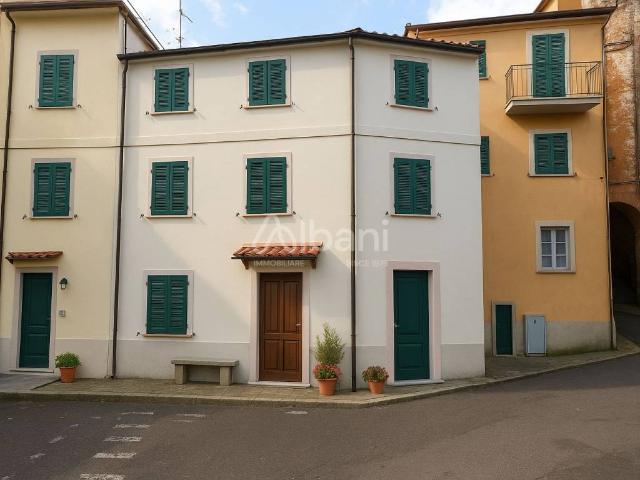 Villa Indipendente in vendita a Baccano, Arcola