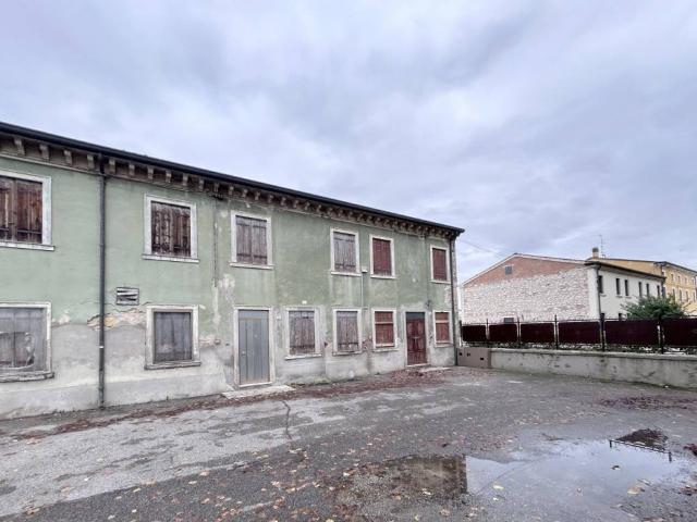 Villa Indipendente in vendita a Arcole, Veneto