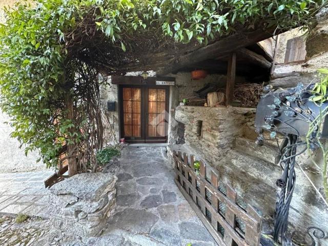 Villa Indipendente in vendita a Ardenno, Lombardia