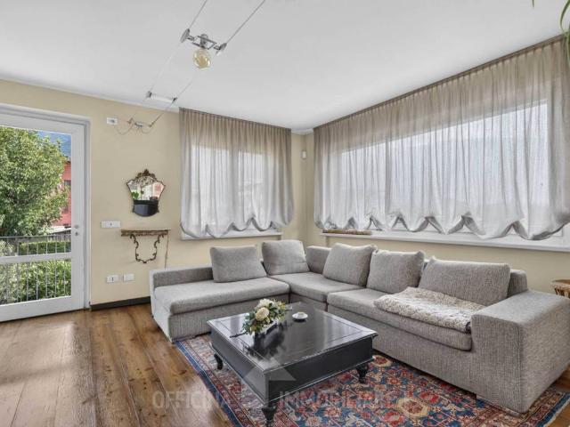 Villa Indipendente in vendita a Ardenno, Lombardia