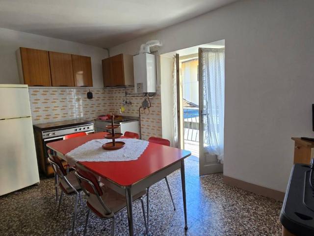 Villa Indipendente in vendita a Ardesio, Lombardia