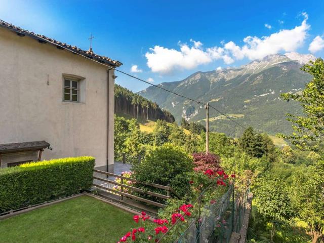 Villa Indipendente in vendita a Ardesio, Lombardia
