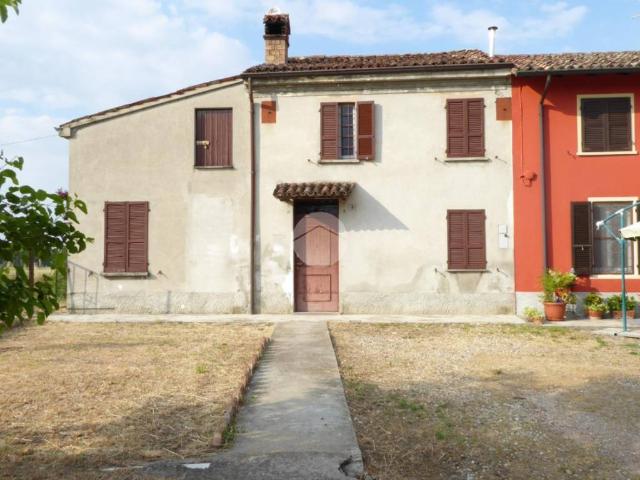 Villa Indipendente in vendita a Arena Po, Lombardia