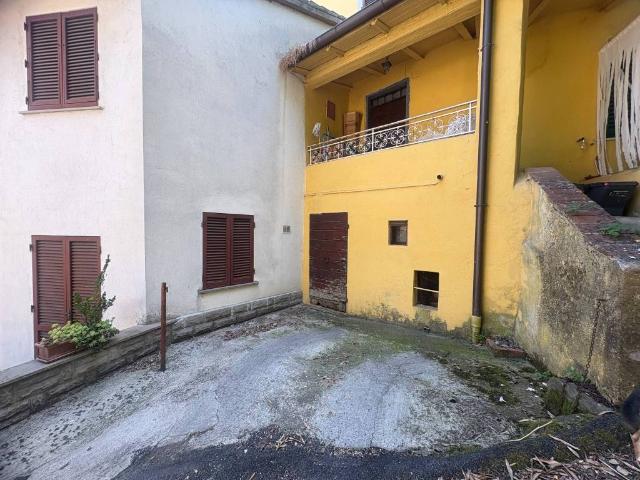 Villa Indipendente in vendita a Ponte Buriano, Palazzo Del Pero