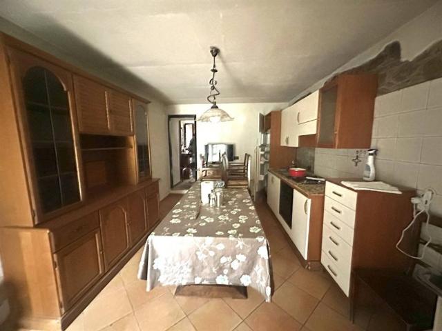 Villa Indipendente in vendita a Palazzo Del Pero, Toscana