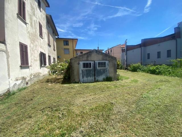 Villa Indipendente in vendita a Chiani, Palazzo Del Pero