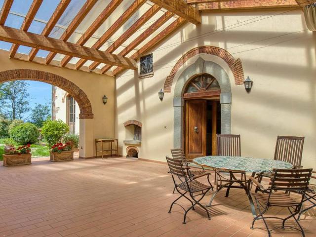 Villa Indipendente in vendita a Santa Firmina, Palazzo Del Pero
