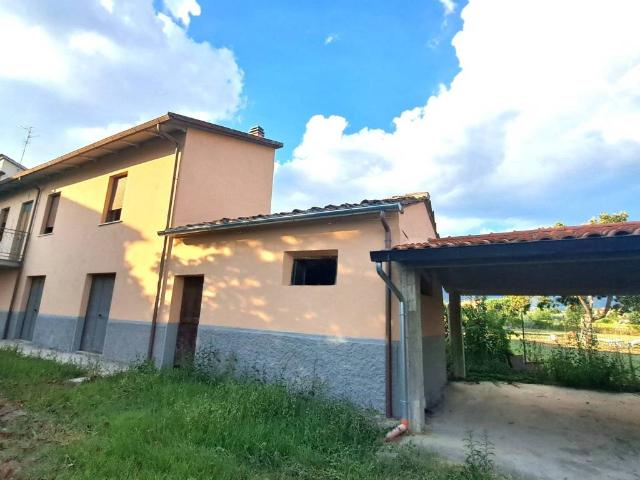 Villa Indipendente in vendita a Palazzo Del Pero, Toscana