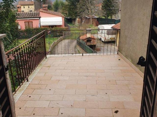 Villa Indipendente in vendita a Palazzo Del Pero, Toscana