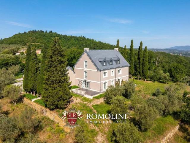 Villa Indipendente in vendita a Palazzo Del Pero, Toscana