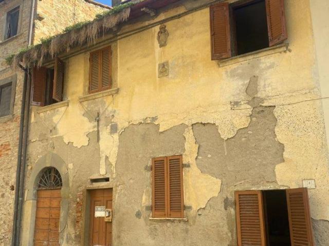 Villa Indipendente in vendita a Ponte Buriano, Palazzo Del Pero