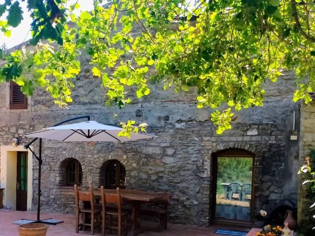 Villa Indipendente in vendita a Palazzo Del Pero, Toscana